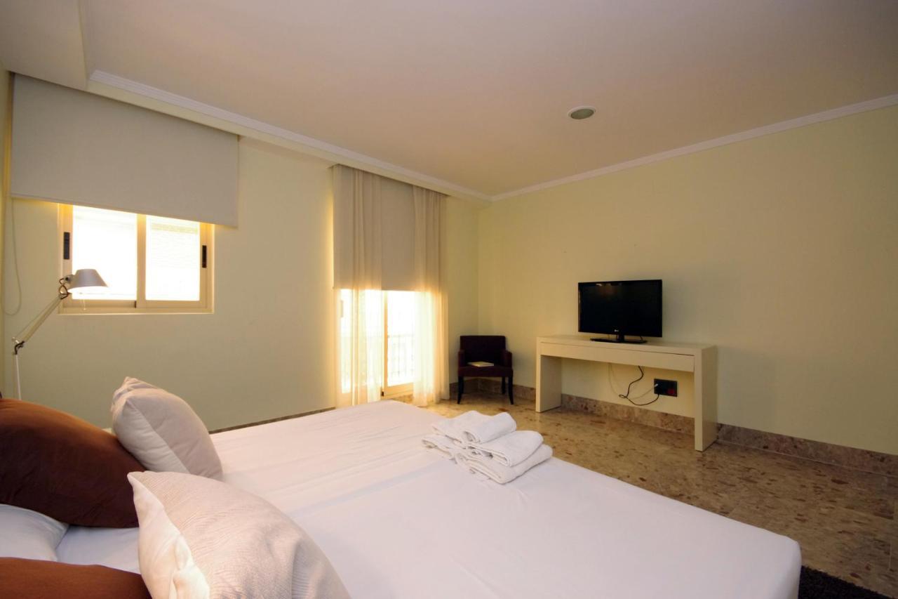 Bet Apartments - Apartments Catedral Valencia Ruang foto